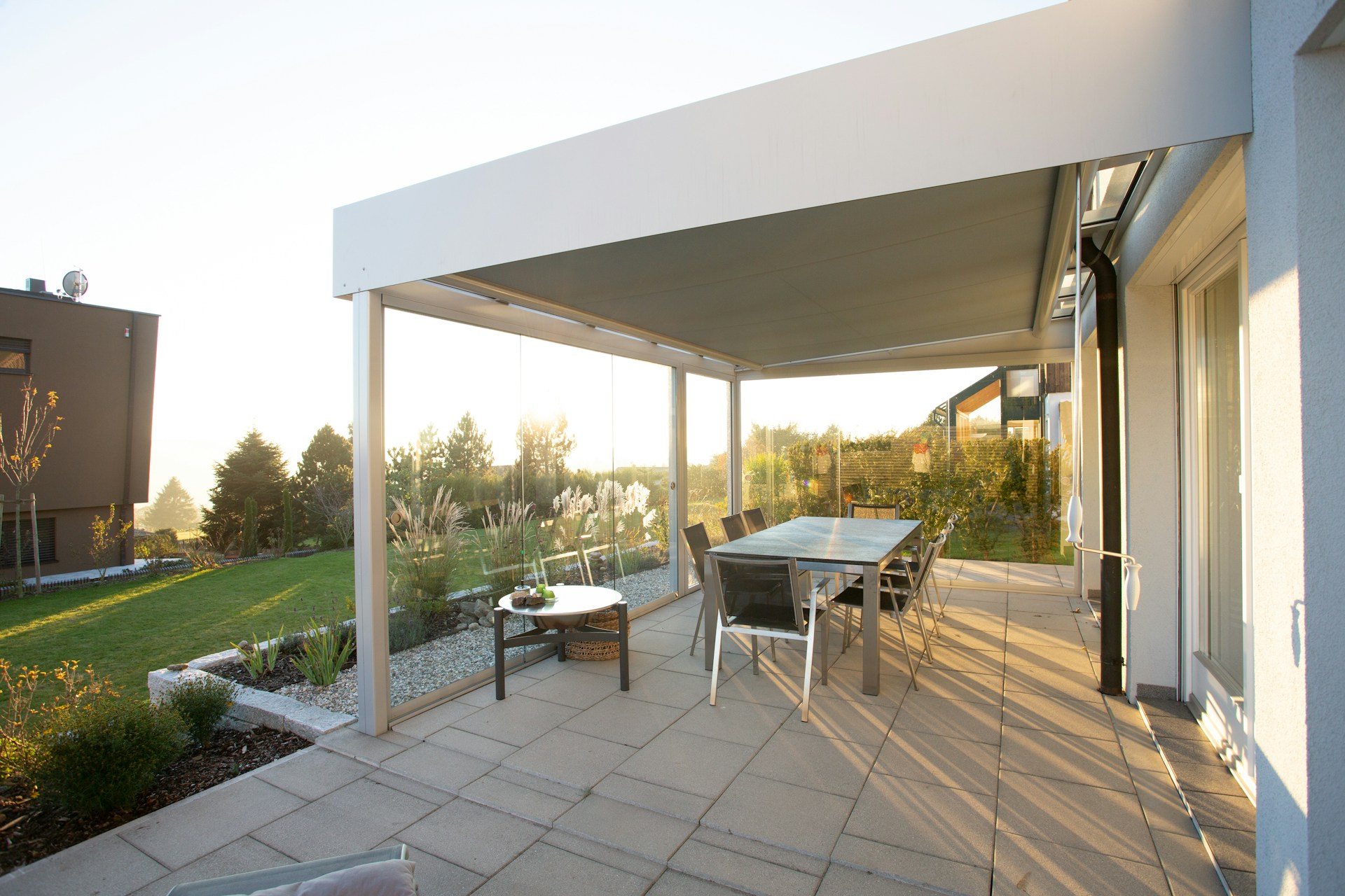 Die perfekte Terrasse: Ein Ratgeber für Planung, Gestaltung und Pflege